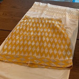 Vintage, Small size beautiful mini skirt size 25 waist.